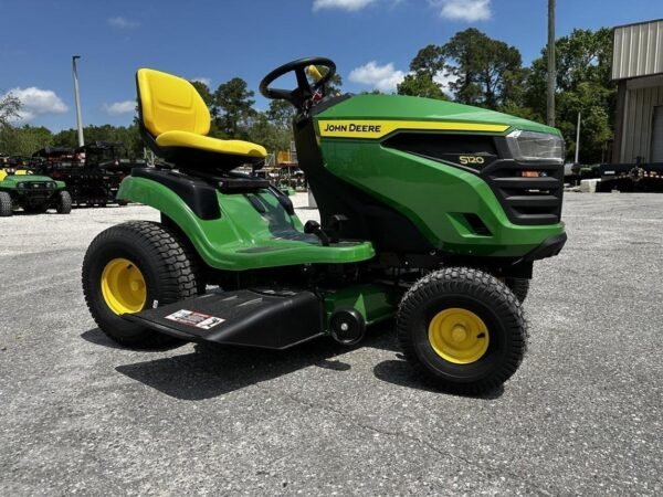 John Deere S120 42 in. 22 HP V-Twin Gas Hydrostatic Riding Lawn Mower - Image 2