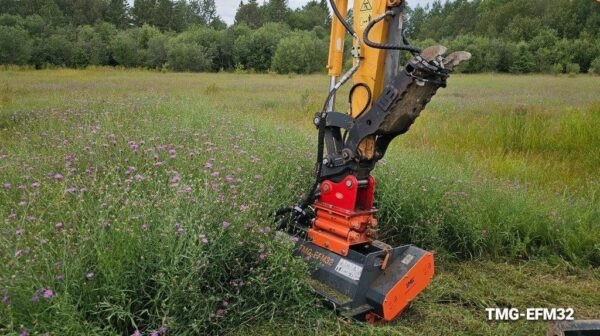 TMG 810 mm Flail Mower Brush Cutter for Mini to Midsize Excavators - Image 3