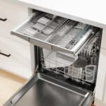 Bosch Benchmark Dishwasher 24″ Stainless Steel - Image 2