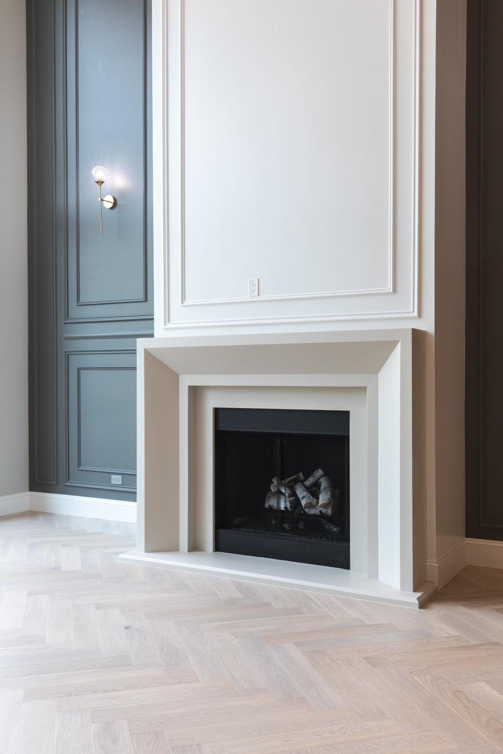 Newport Cast Limestone Surround – Architectural Cast Limestone / Standard: Honed / No Hearth